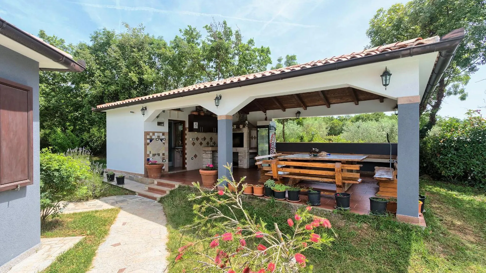 Villa Pula Valtura 0*,  Croatia